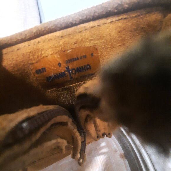 Minnetonka Leather Ankle Moccasins with Fringe Size 9 - Picture 7 of 8